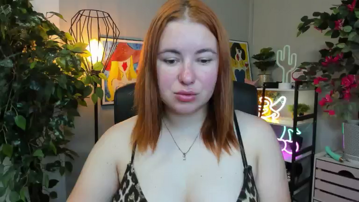 hotLaylaStar