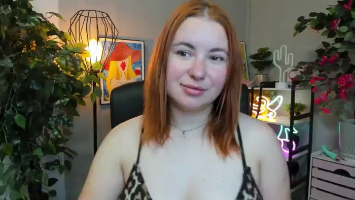 hotLaylaStar