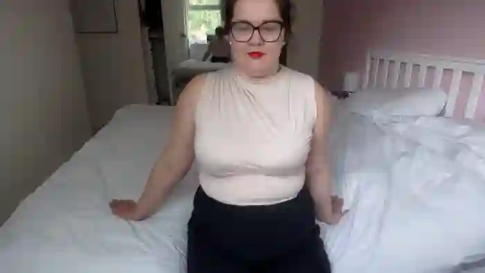 2025/09/18/streamate-ladyred_uk-16-48-41