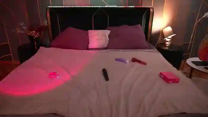 2025/09/18/streamate-monamourr-06-11-55