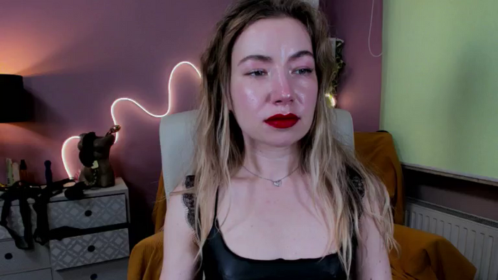 MiaxLoveQueen