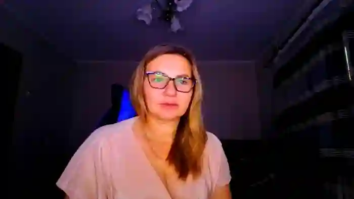 2025/09/19/streamate-starlitdream-04-56-59