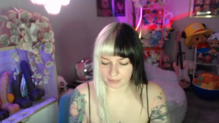 Angelina_Glass