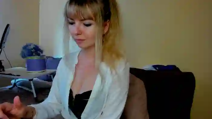 2025/09/20/streamate-moonlightgirl-11-27-58