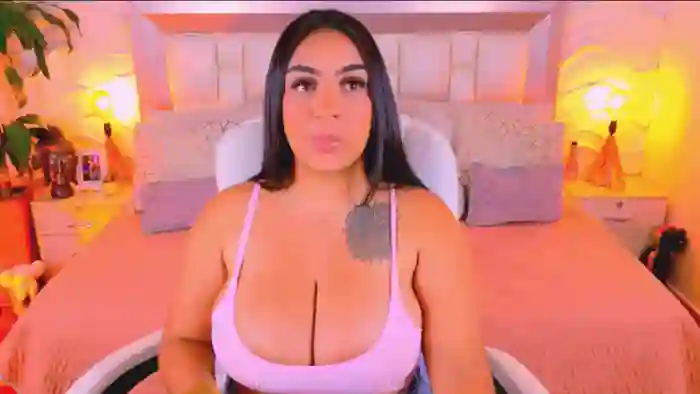 2025/10/22/streamate-martinapiero-23-53-05