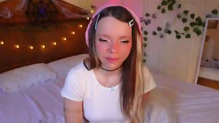 2025/10/23/streamate-ayralust-10-59-09