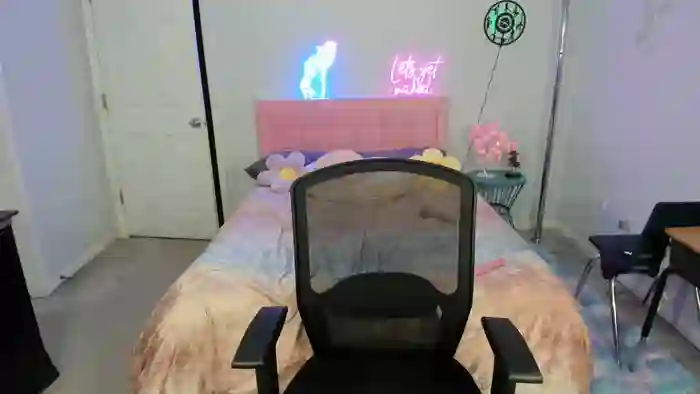 2025/10/23/streamate-courtneylynn-02-23-13