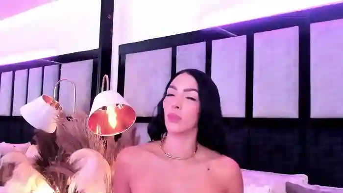 2025/10/23/streamate-giovanarodriguez-14-00-48