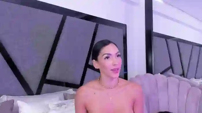 2025/10/23/streamate-giovanarodriguez-23-19-16