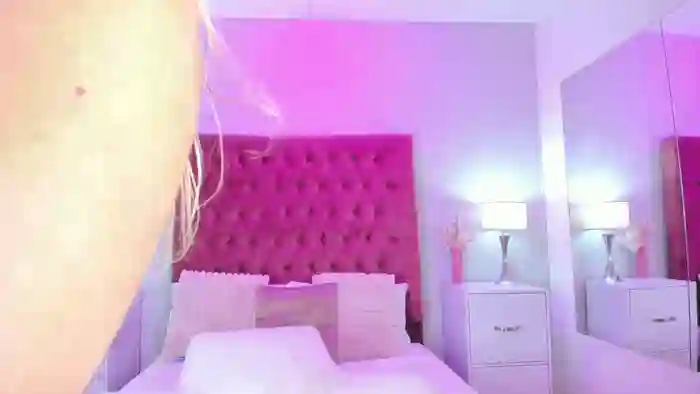 2025/10/23/streamate-meganchase-21-46-56