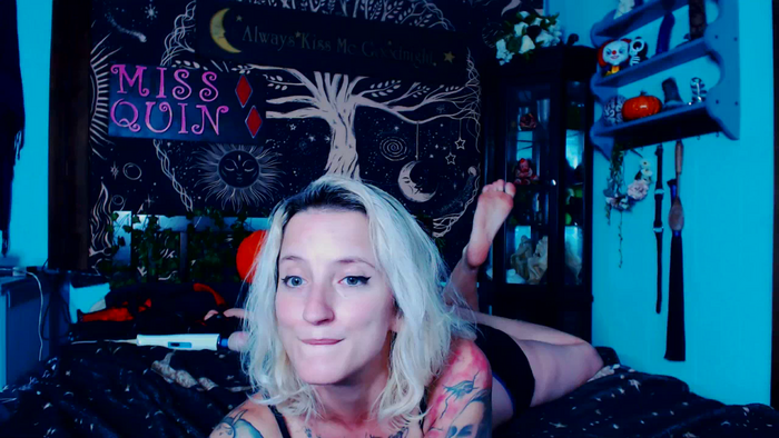 MissQuinCam