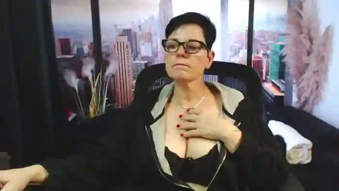 2025/10/23/streamate-mollysun-20-00-04