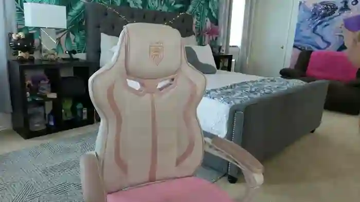 2025/10/23/streamate-tastesjustlikekandi-17-31-39
