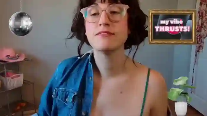 2025/10/23/streamate-veronicathunder-19-18-40