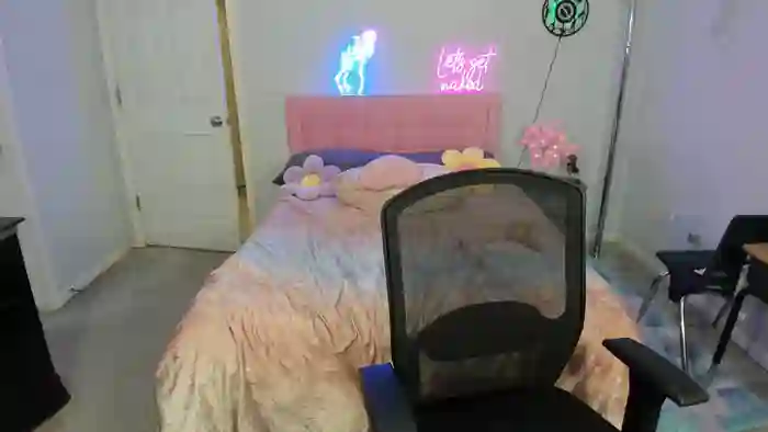 2025/10/24/streamate-courtneylynn-03-26-27