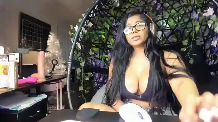 2025/10/24/streamate-diabellaxo22-01-16-04