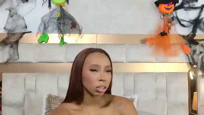 2025/10/24/streamate-emmyjackson-01-57-43