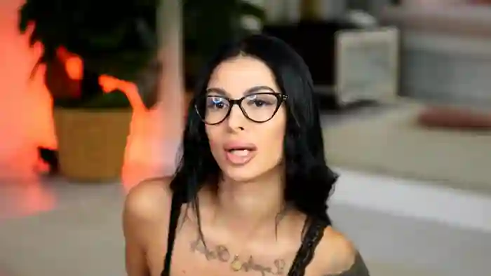 2025/10/24/streamate-evaamanti-04-35-44