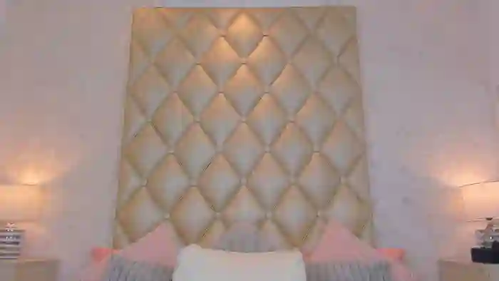 2025/10/24/streamate-miaacaastro-15-22-23