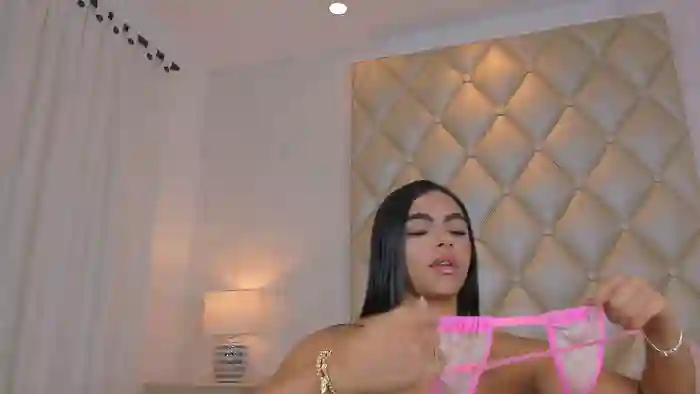 2025/10/24/streamate-miaacaastro-20-27-08