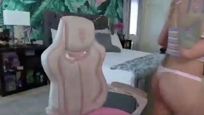 2025/10/24/streamate-tastesjustlikekandi-18-01-27