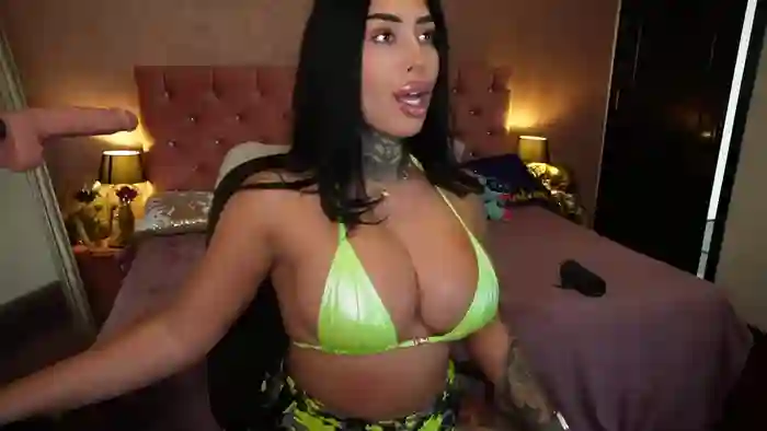 2025/10/25/streamate-aariss-11-07-38
