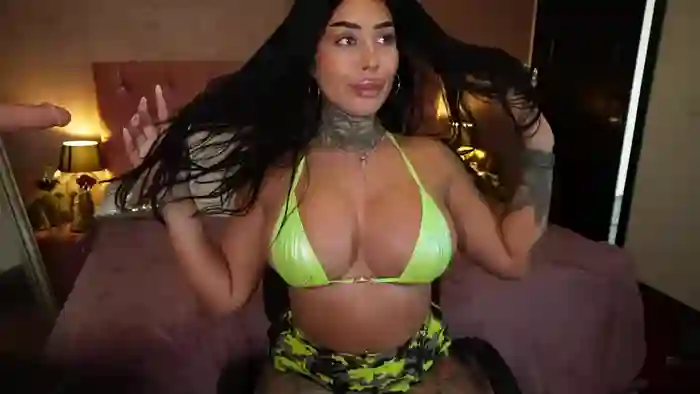 2025/10/25/streamate-aariss-13-03-41