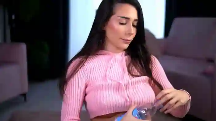 2025/10/25/streamate-alishaskye-07-39-14