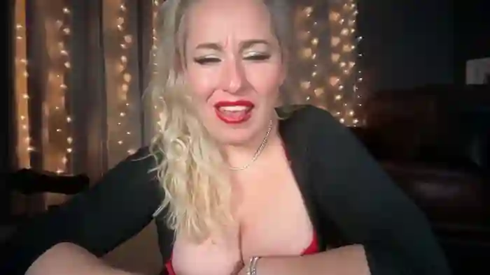 2025/10/25/streamate-christinaquinn-21-16-14