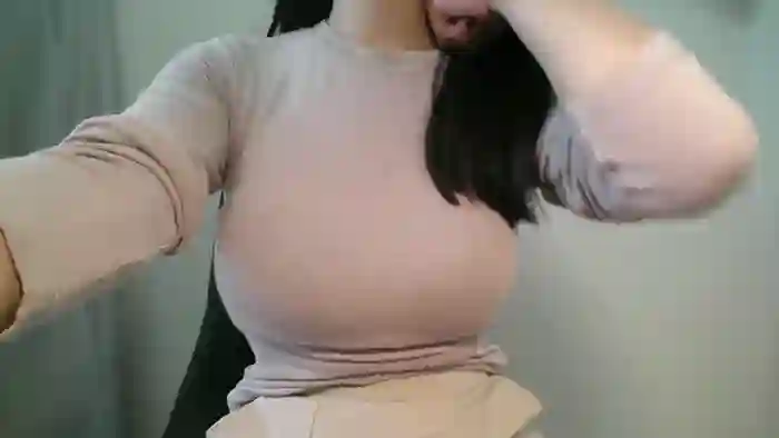 2025/10/25/streamate-emilia_92-04-12-36