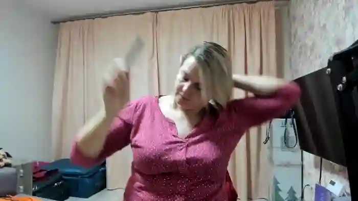 2025/10/25/streamate-luckywonderful-16-07-18
