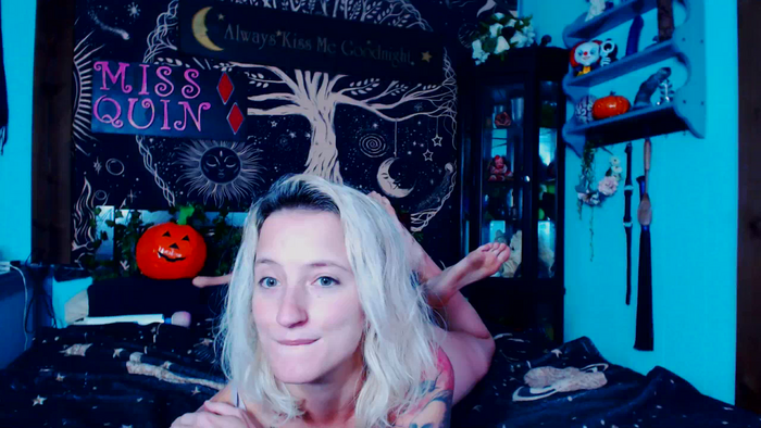 MissQuinCam