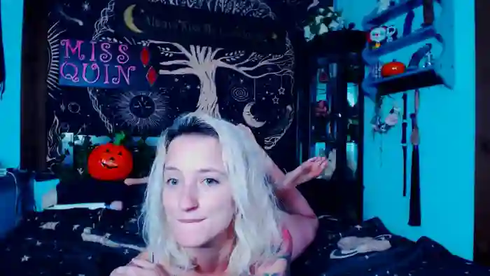 2025/10/25/streamate-missquincam-14-15-31