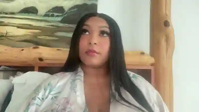 2025/10/25/streamate-rachelraxxx-18-20-03