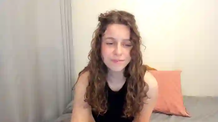 2025/10/25/streamate-rubycurlyx-17-21-56