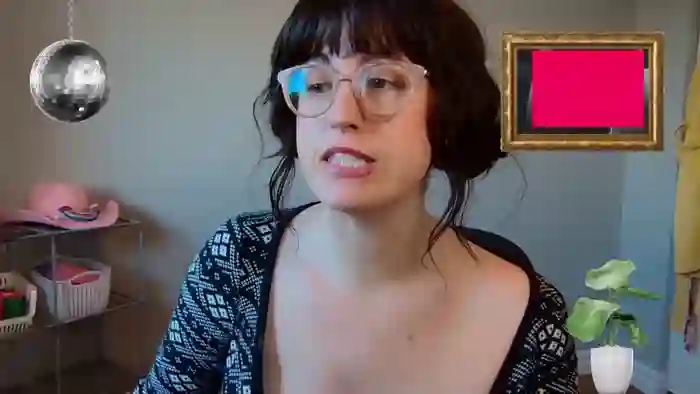 2025/10/25/streamate-veronicathunder-14-13-31