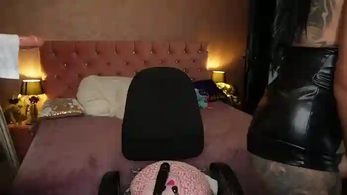 2025/10/26/streamate-aariss-08-20-55