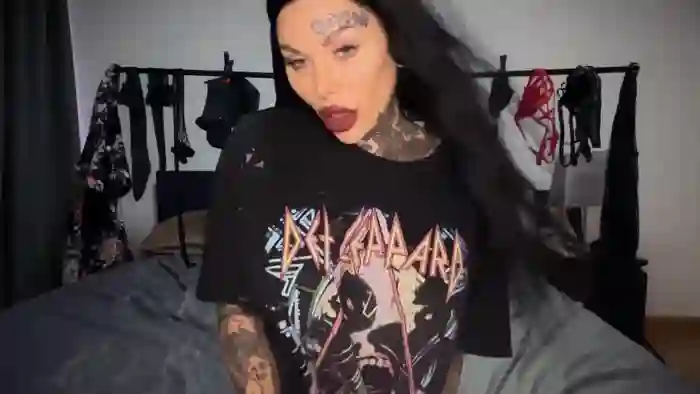 2025/10/26/streamate-darkinkedbabe-04-40-50