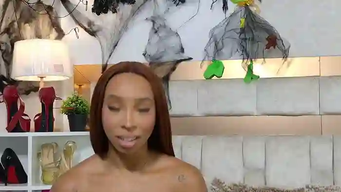 2025/10/27/streamate-emmyjackson-02-40-43
