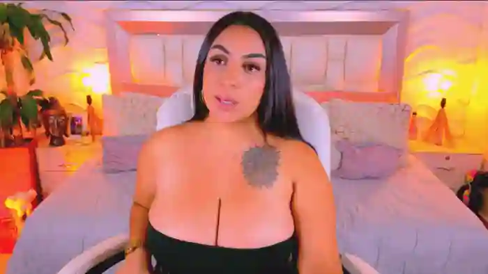 2025/10/27/streamate-martinapiero-05-41-40