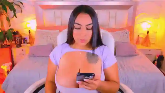 2025/10/27/streamate-martinapiero-23-58-58