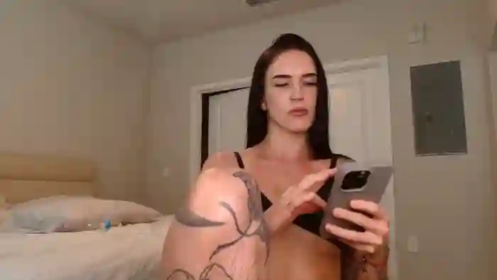 2025/10/27/streamate-miacatorixoxo-16-37-17