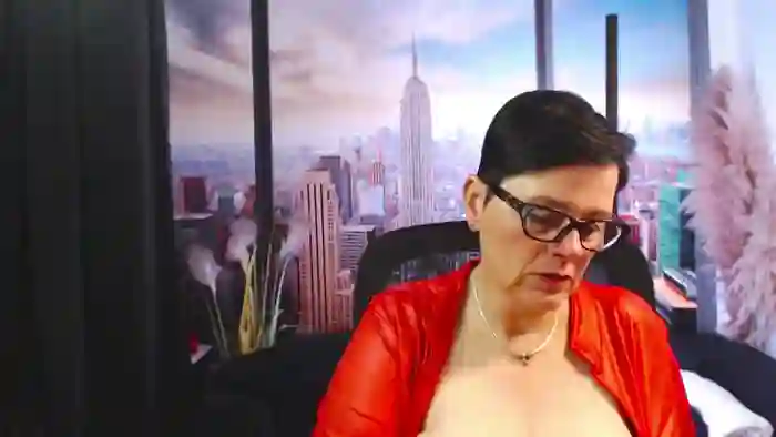 2025/10/27/streamate-mollysun-18-09-57