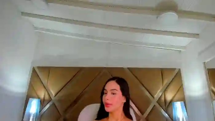 2025/10/27/streamate-sussystorm-03-23-57