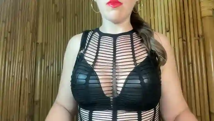2025/10/27/streamate-yesgoddessamora-04-15-02