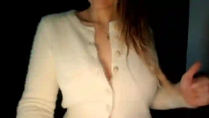 2025/10/28/streamate-thelalakold-09-31-23