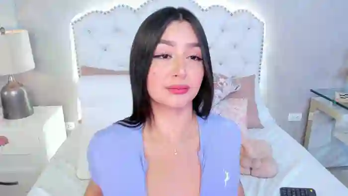 2025/11/11/streamate-annieleonii-14-47-25