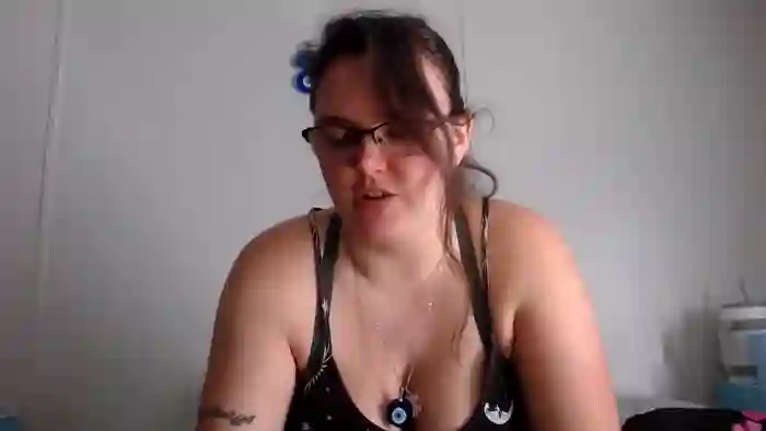 2025/11/11/streamate-ladyamara-15-51-00