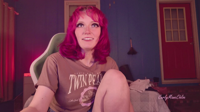 CurlyManeChloe