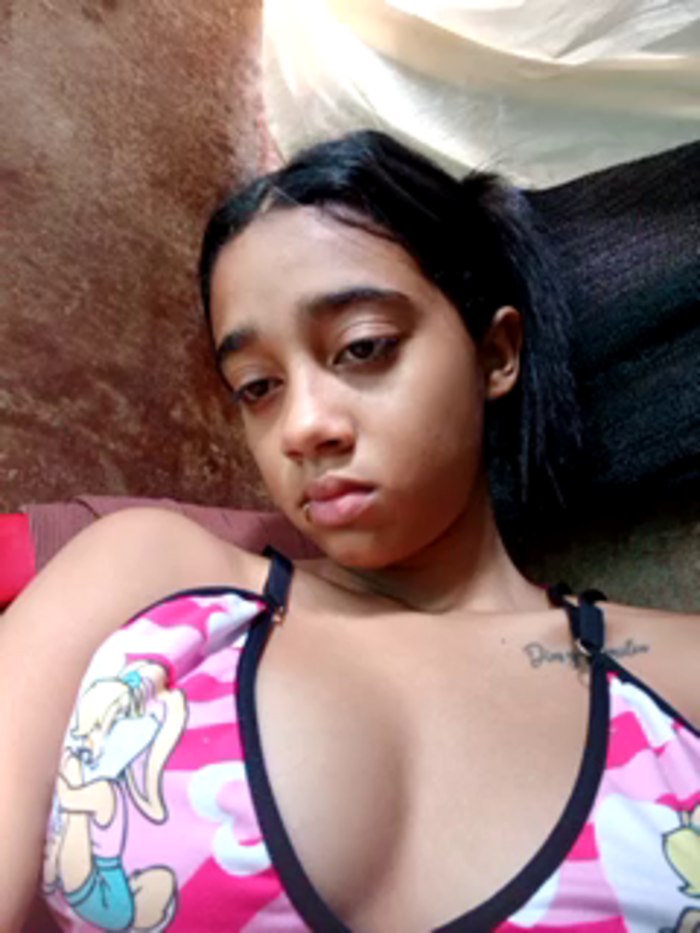 Zoe_Sweett18